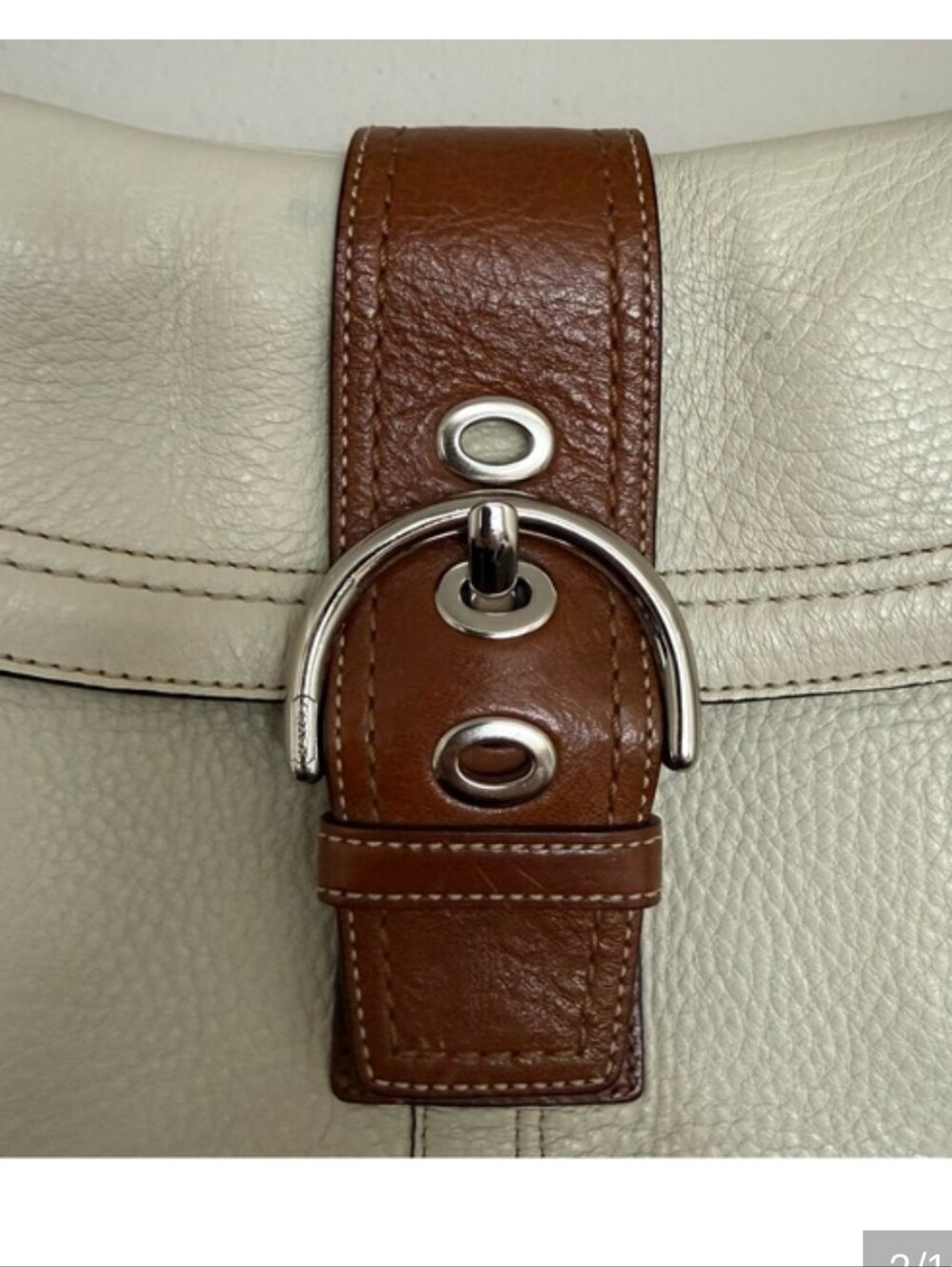 Coach Y2k Soho Bokle Cream Pebble Leather Shoulder Bag F12301 with Brown Trim - Picture 2 of 8